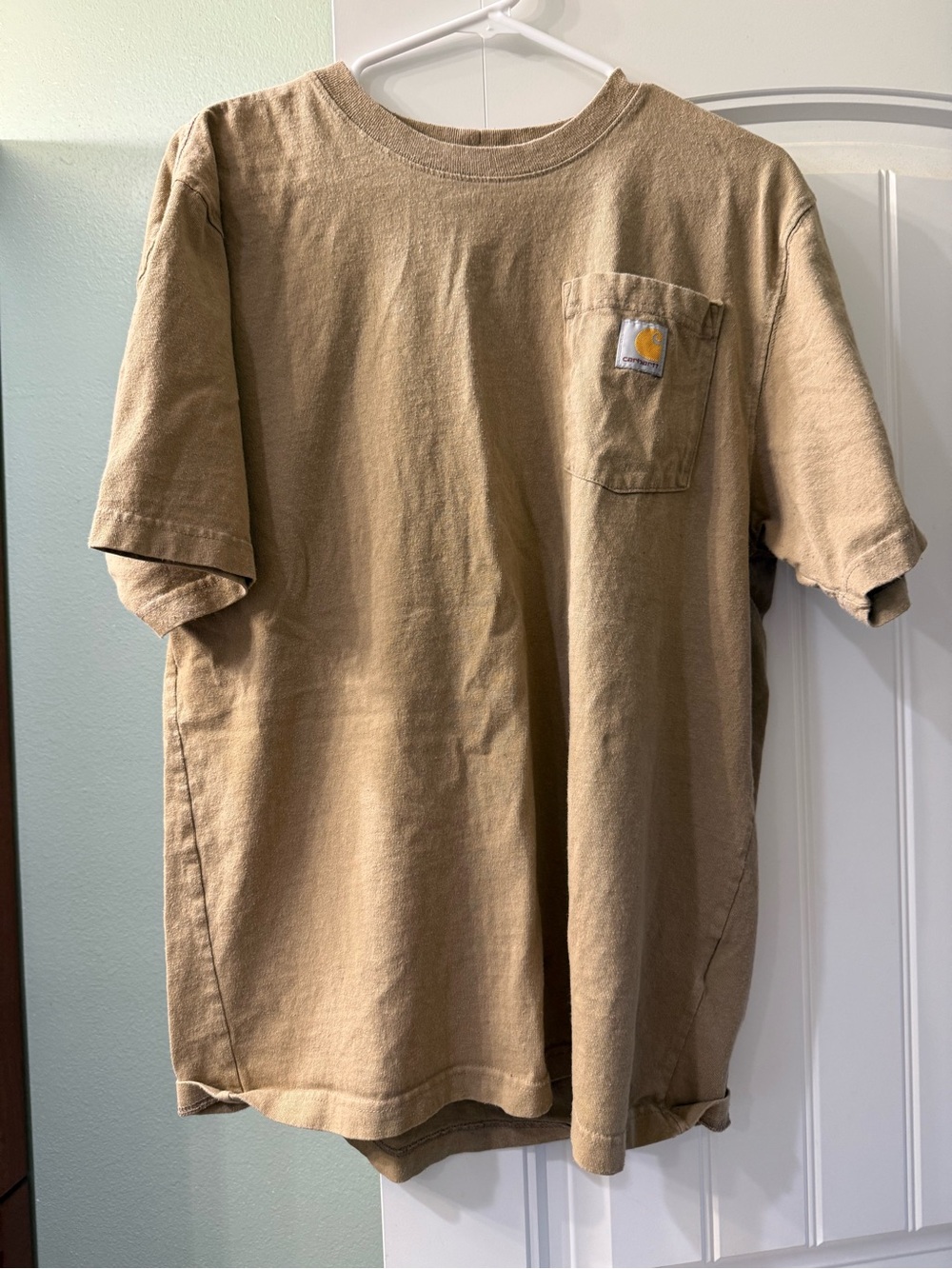 Carhartt Men’s Short Sleeve Pocket T-Shirt in Tan